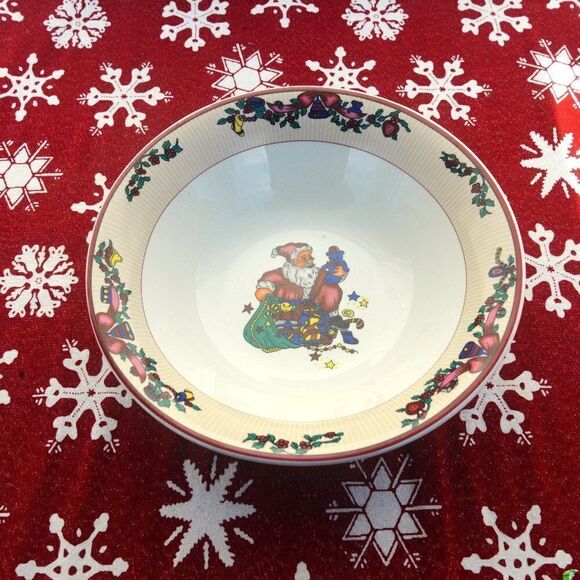 Merry Christmas Oval Platter and 2 Matching Serving Bowls - Picture 3 of 4